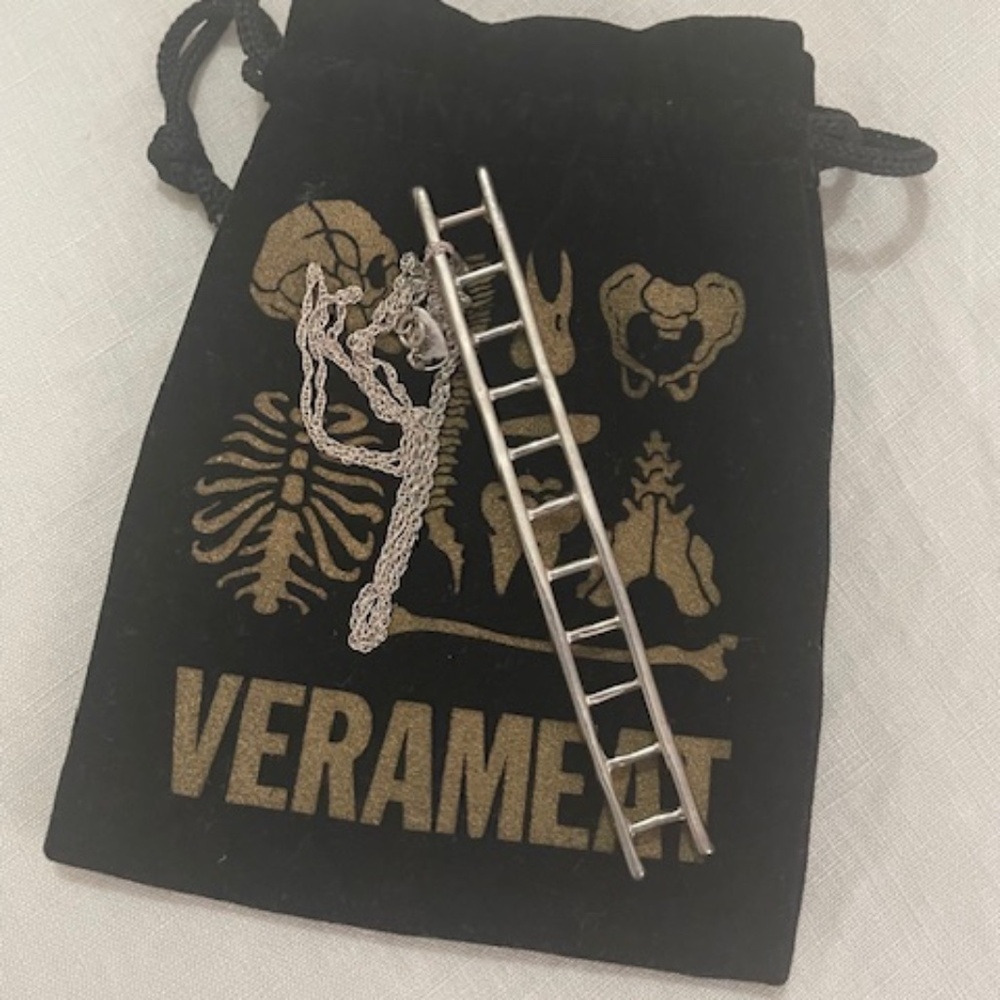 Verameat Ladder Necklace